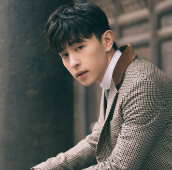 9w烧饼引起的战争?邓伦后援会秒删怼工作室微