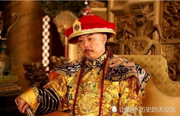 野史传纪晓岚没资格跟和珅斗,其实根本原因是这个