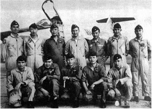 防空导弹打游击!4个营守全国,黑猫队长尸骨无