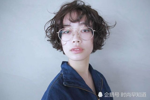 今年必火的"梯形烫"发型,换了后颜值都变高!