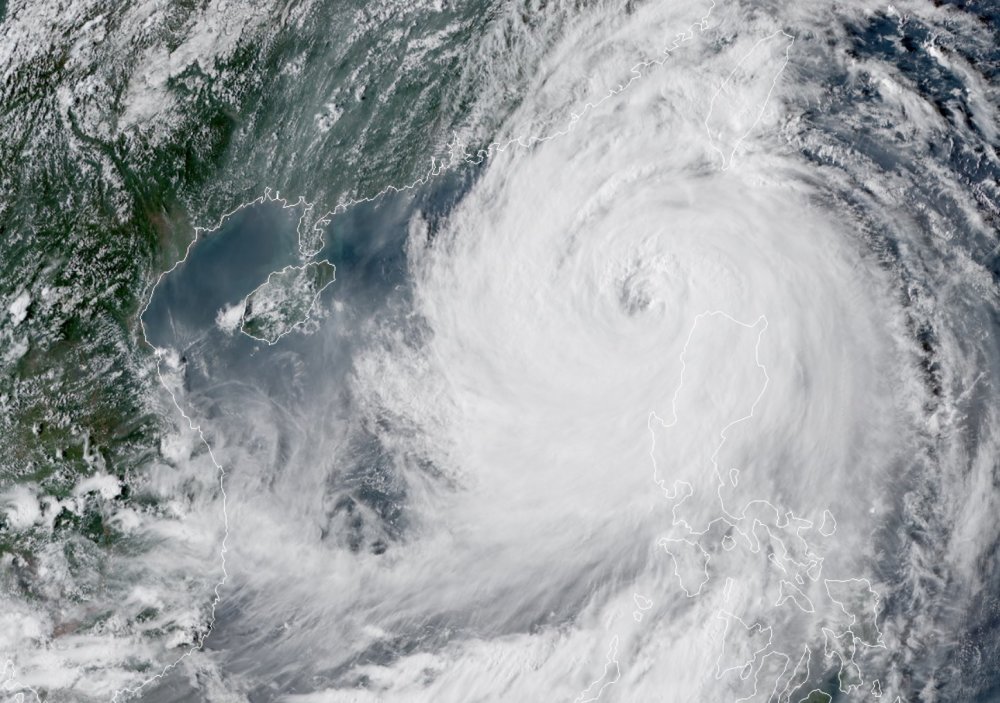 香港天文台:超红色预警!10号飓风警报有可能发