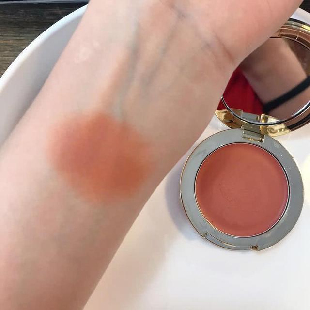 腮红口红和眼影一体三用膏,图方便的小仙女可