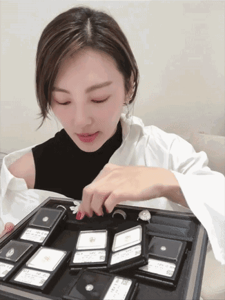 号称小红书第一富婆的张雨绮