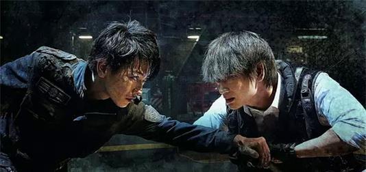 电影《亚人 真人版》我们不一样么?不，其实我们都是一样的!