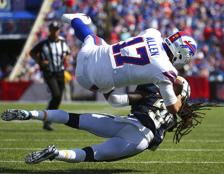 现场直击比尔输球众将寻找积极一面知名大将竟比赛中退役