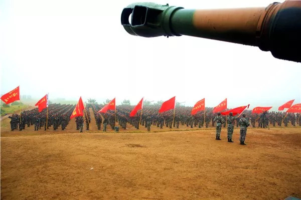 剛剛東部戰區陸軍13個連隊參加的重要比武在三界開戰