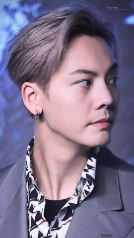 明星高度近视?他不戴眼镜的话看不清楚,而她却近视1000多度