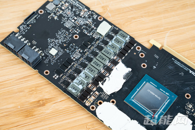 NVIDIA RTX 2080 Ti\/2080同步评测