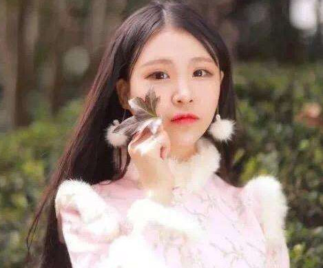 快手新晋网红大胃王直播,每顿必吃这种东西,很