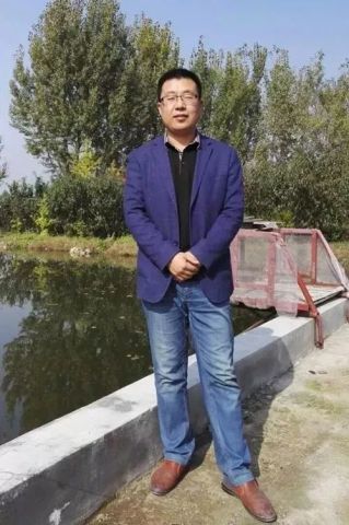 李卓轩朗诵《听秋》