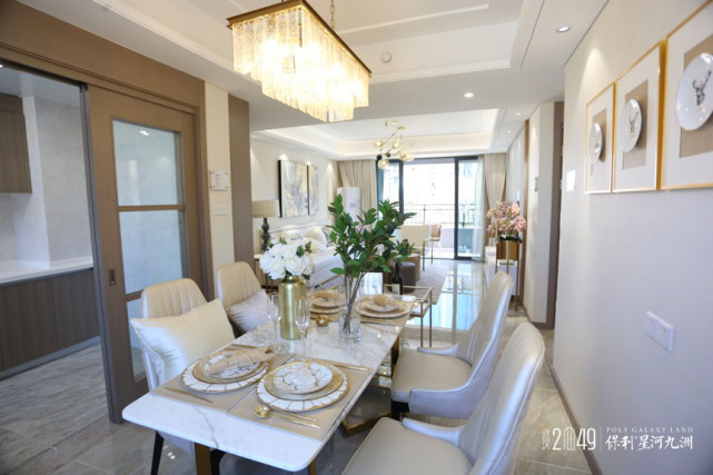 保利星河九洲首映丨武汉2049初现,鼎立城市未