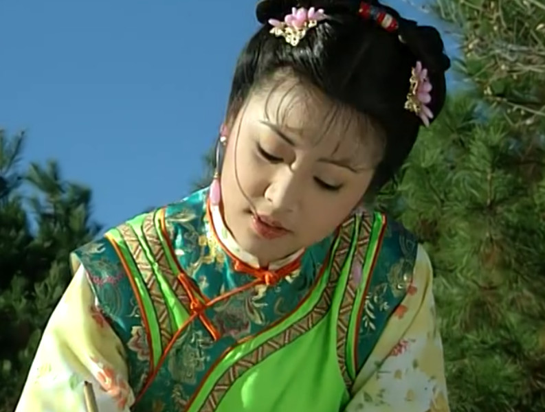 乾隆册封小燕子是义女,到了紫薇为何不考虑那么多了?