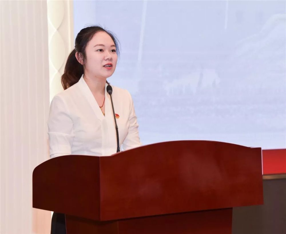 大学生到中学挂职团委书记?这个项目有点赞!