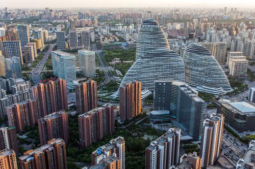 北京市的望京区,几十万韩国人扎堆此地,望京街