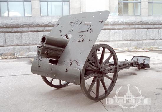 博斯福75毫米山炮日本四一式75毫米山炮家族日本四一式山炮,是日本在
