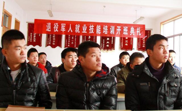 退伍军人安置,可以去行政事业单位,包括公安局