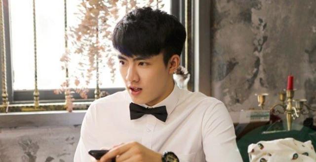 七舅脑爷女朋友遭封杀?视频全无、停止更新