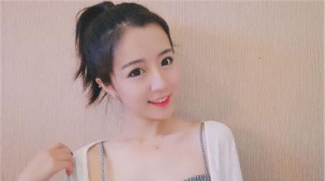 网友偶遇代古拉K拍视频,被雷到认不出?网友:又