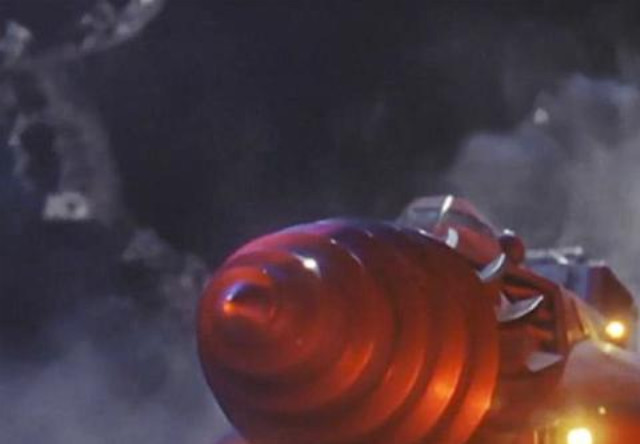 奥特曼五大炫酷的地底战车前置大钻头已成标配