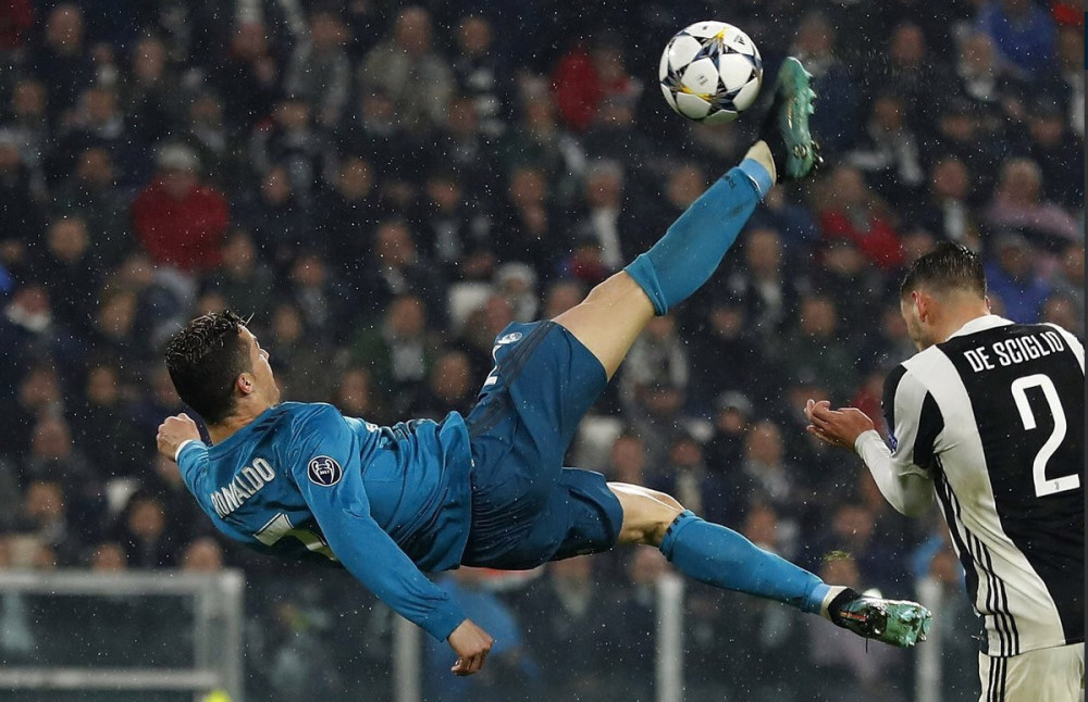 c罗无缘世界足球先生?这些人不服 盛赞:他是火星人