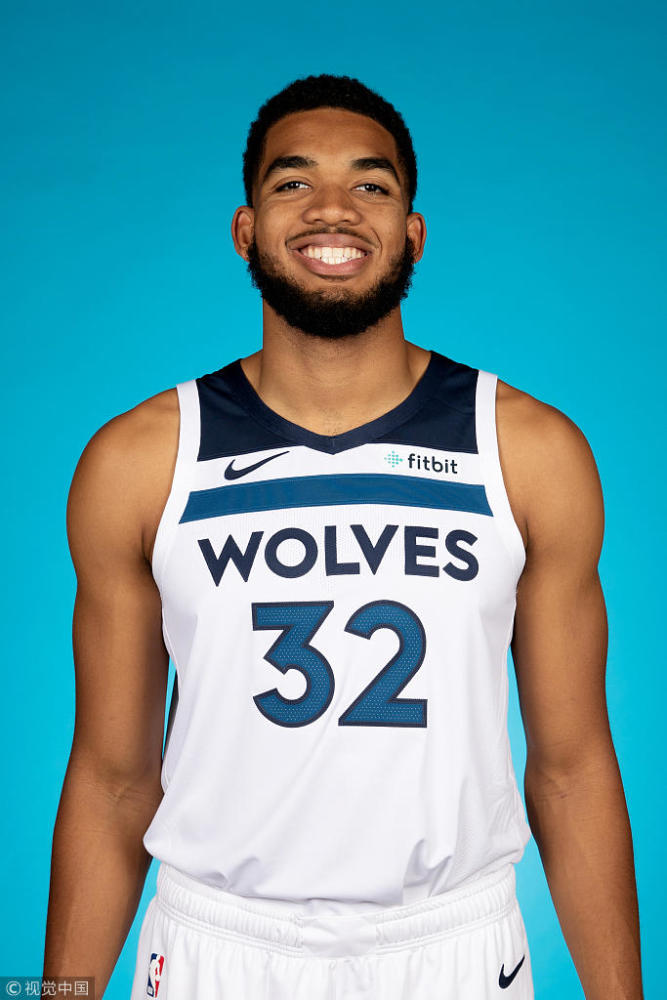 组图森林狼媒体日定妆照唐斯憨厚罗斯发型抢镜