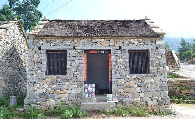 老房子要被强拆,新农村建设也没给补偿,现在又