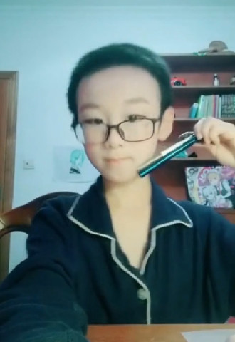 小学生才是女装大佬,媲美貂蝉,网友:00后让他的美貌折服