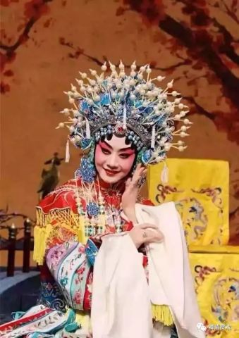 京剧《贵妃醉酒》李胜素海岛冰轮初转腾