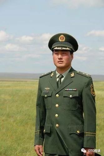 林清玄中尉与中将