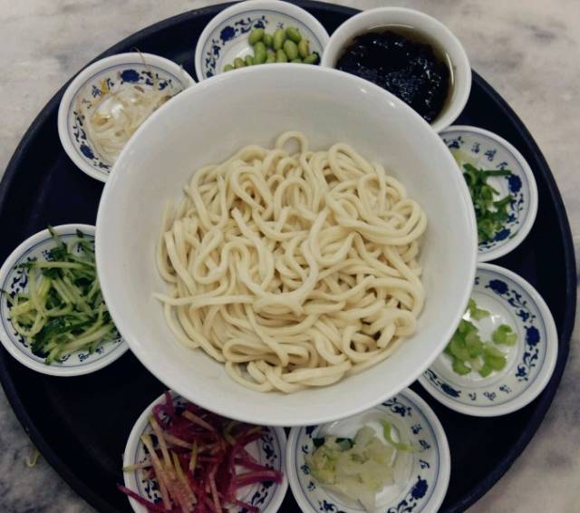 要说北京炸酱面,来这几家就对了!