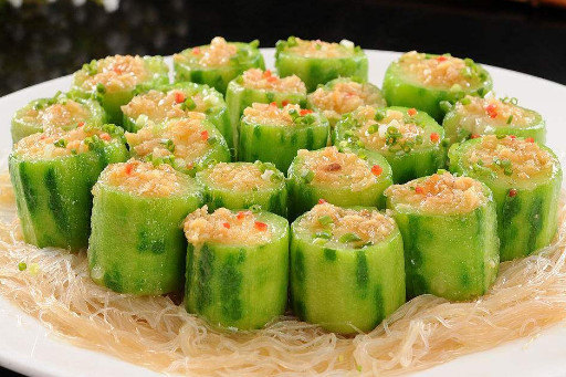 炒菜时什么时候放蒜最合适?30年经验大厨告诉