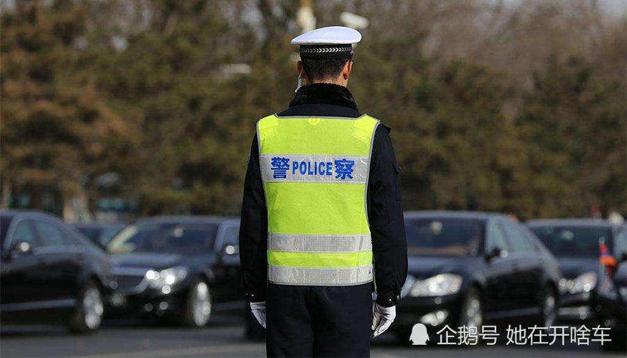 交警不认电子驾驶证?车主被判违章后,南京交警