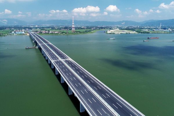 "六纵线"全线贯通!广东清西大桥及接线工程建成通车