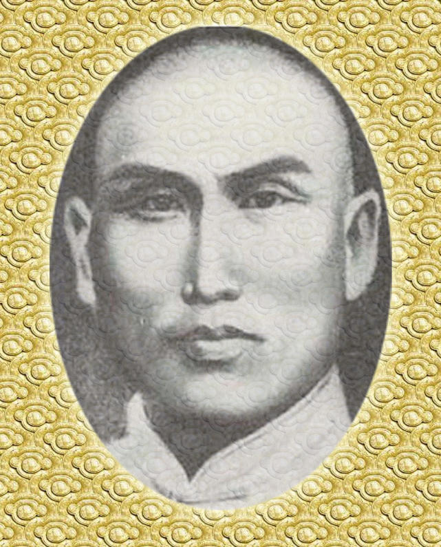 不过杨少侯可能长期跟着杨班侯练拳,耳濡目染,性格跟父亲杨健侯差了