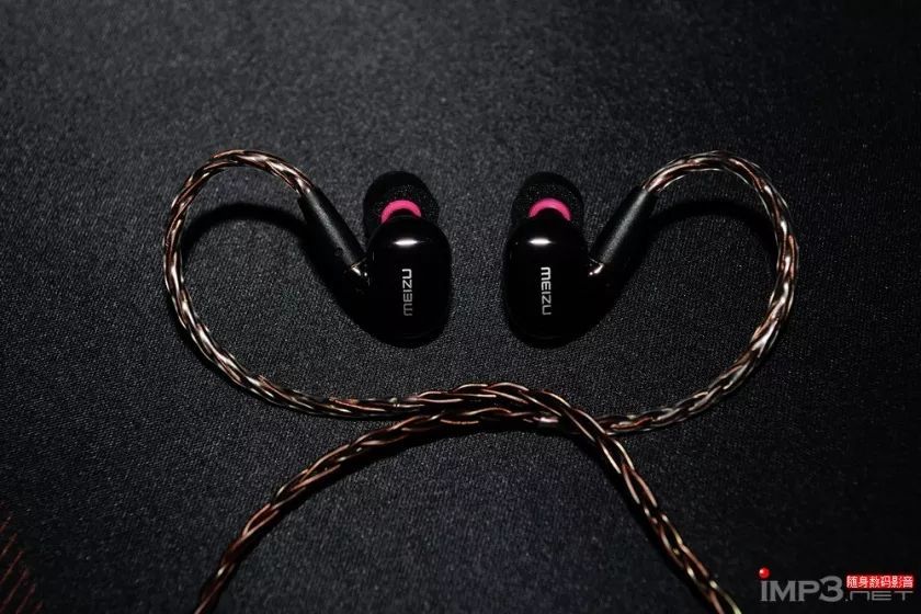 限量1500条,魅族四单元动铁Live 15周年限定版