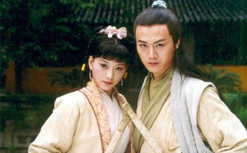 笑傲江湖里的疑案:林平之对令狐冲,为何仇恨值