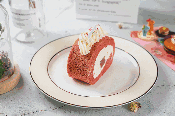 抖音爆款"泥石流"蛋糕来了,3秒爆浆!