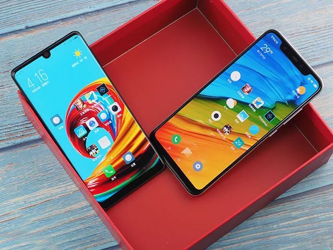 努比亚Z18流畅度对比小米8:相同配置速度差了