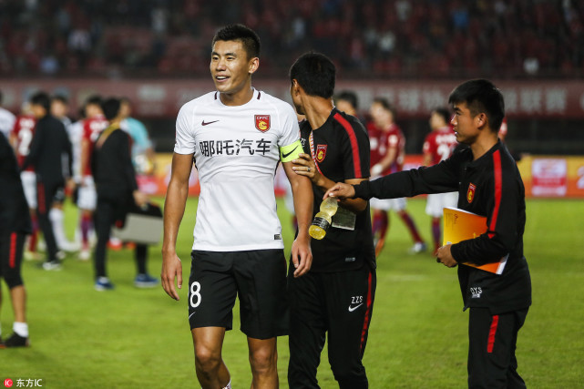 张呈栋说了啥激怒马宁染红?名记揭秘:和上港老