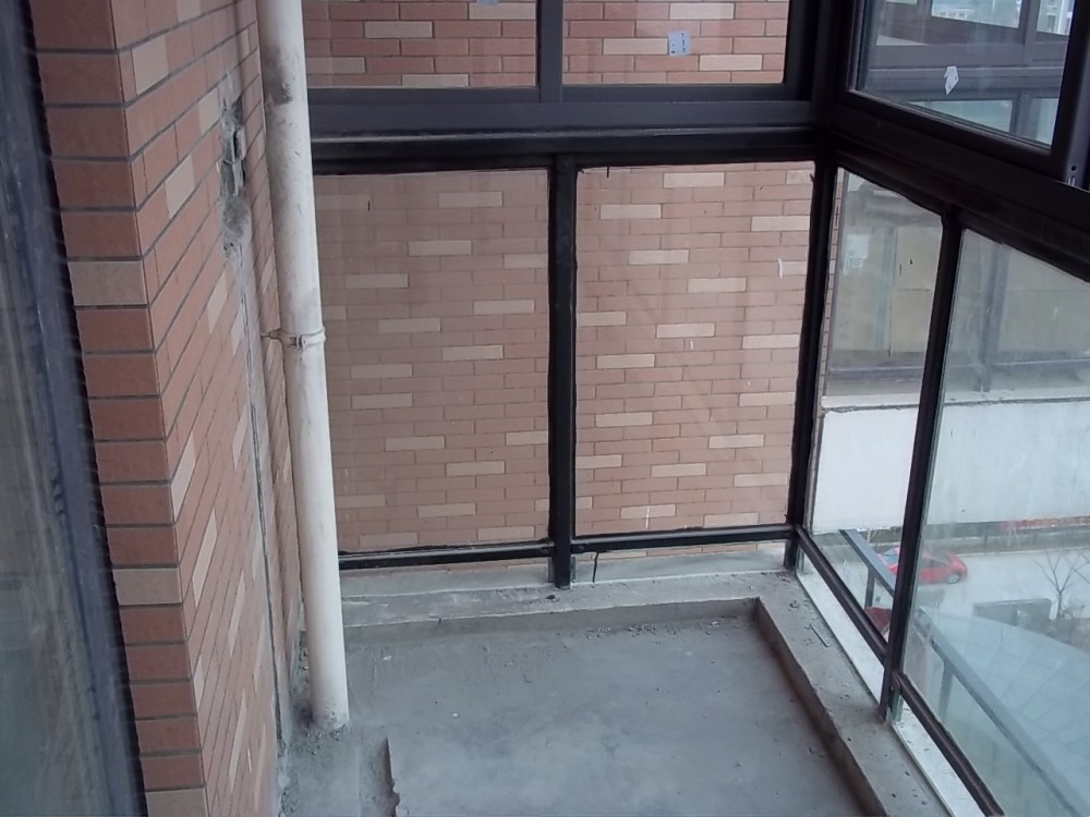 设备平台包进卧室,改书房,想想都美滋滋!物业:违建,必须得拆