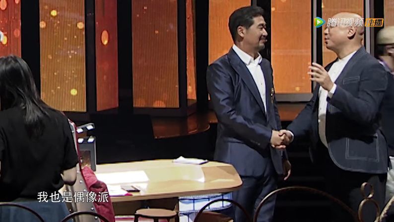 演员现场放汪峰的歌,章子怡一句话暴露家庭地