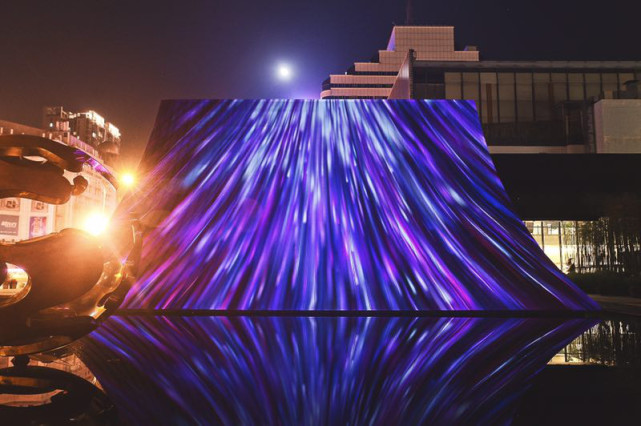 内环地标光影秀,开启未曾看见的城市