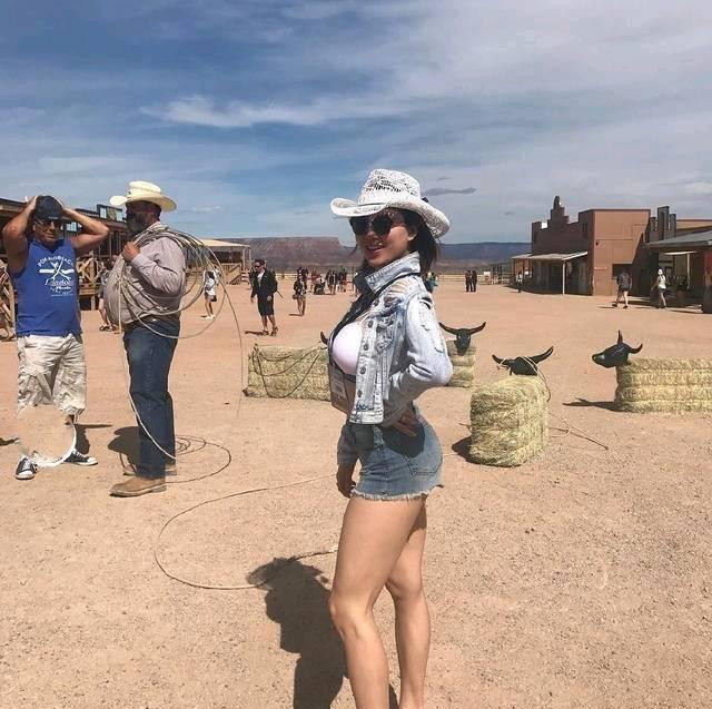 29岁蒋娉婷身材绝了,运动衣穿得这么美,是你喜欢的类型么