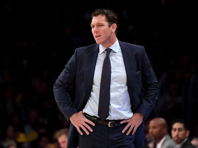 沃顿:不介意季前赛领技犯 赛后已向当值主裁道歉