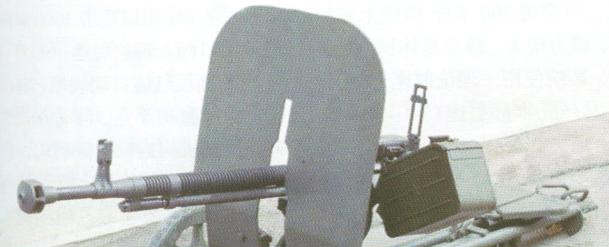 重机枪排名2020_使命召唤手游枪械排名2020