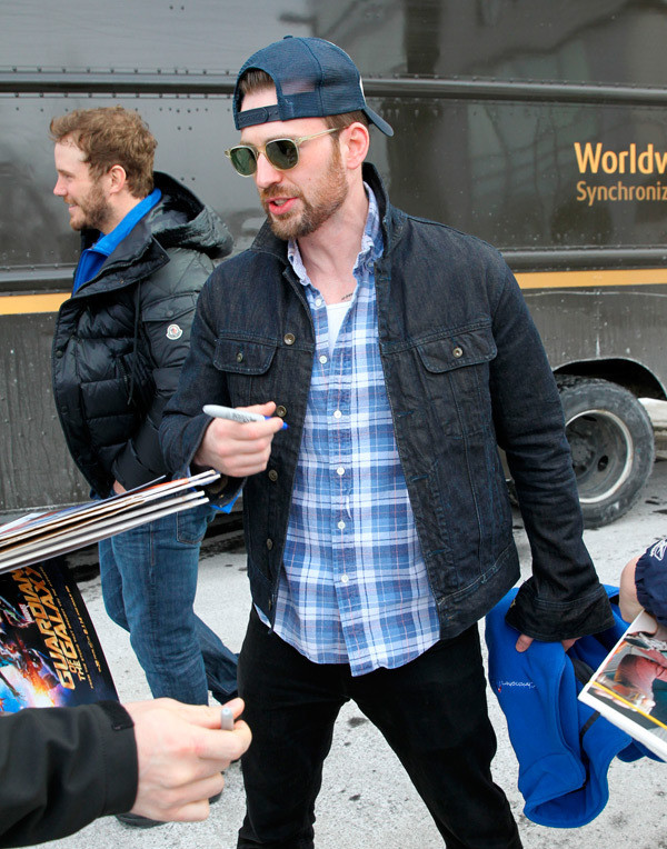 克里斯埃文斯宣布《复联4》后不再演美队,粉丝