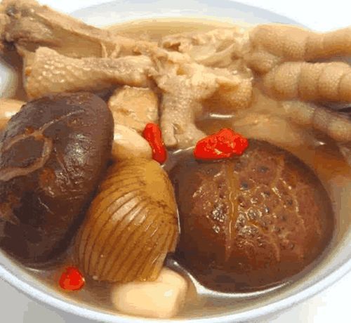 广东十大名菜之首"藤条焖猪肉",开学了,很多家长都给孩子做