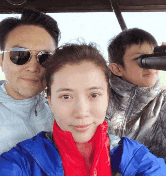 袁咏仪自爆有女演员给老公张智霖煲汤,全程当