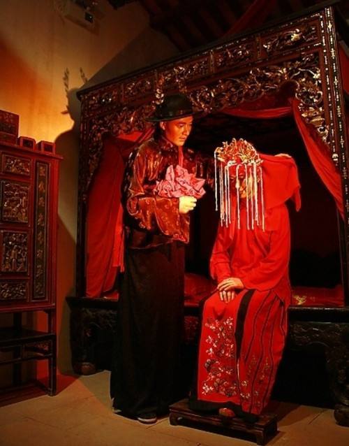 之所以说"高嫁低娶"会成为历史,因为本来就是封建社会的产物,是古代有