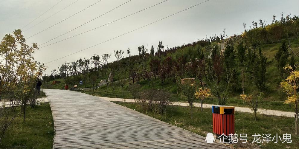 聊城周公河湿地公园:垃圾堆积起来的山,现变成了大家游乐好地方